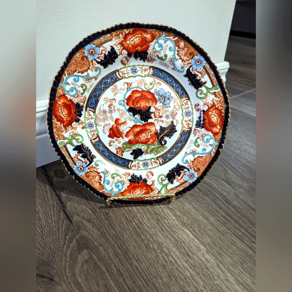 Verona Royal semi porcelain 9 inch plate. Wood and Son England. Antique. Floral.